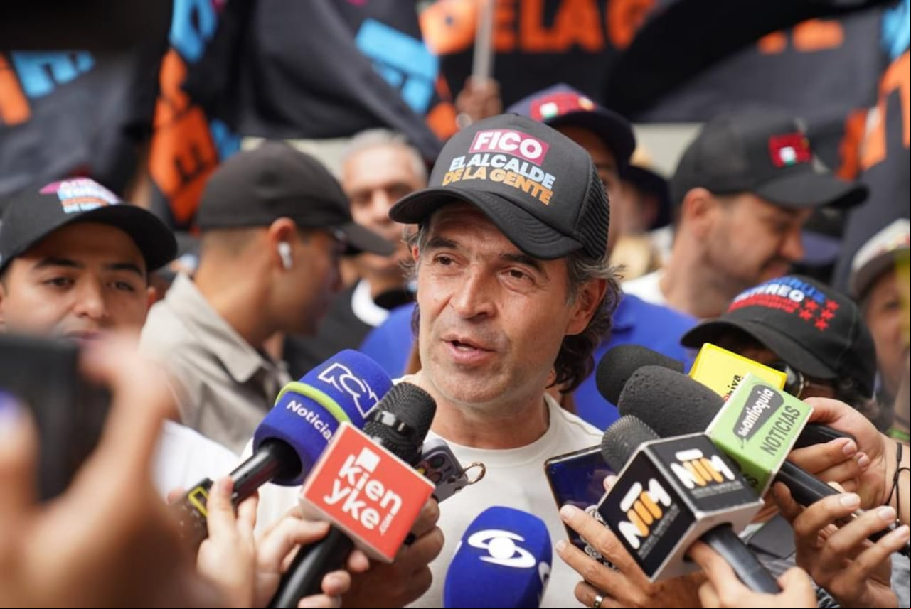 Federico Gutiérrez en acto público por la Alcaldía de Medellín