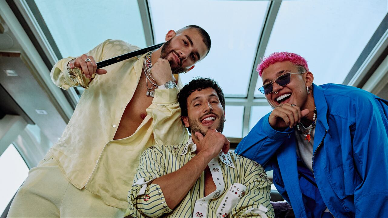 Los cantante colombianos unen sus talentos para presentar la nueva canción de Yatra, Vagabundo.