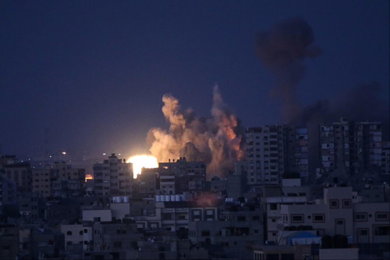 El Ejército israeli añade que Alí Gedi fue detenido en 2005 tras el secuestro y asesinato de civiles israelíes y fue liberado como parte del intercambio de prisioneros Gilad Shalit en 2011.