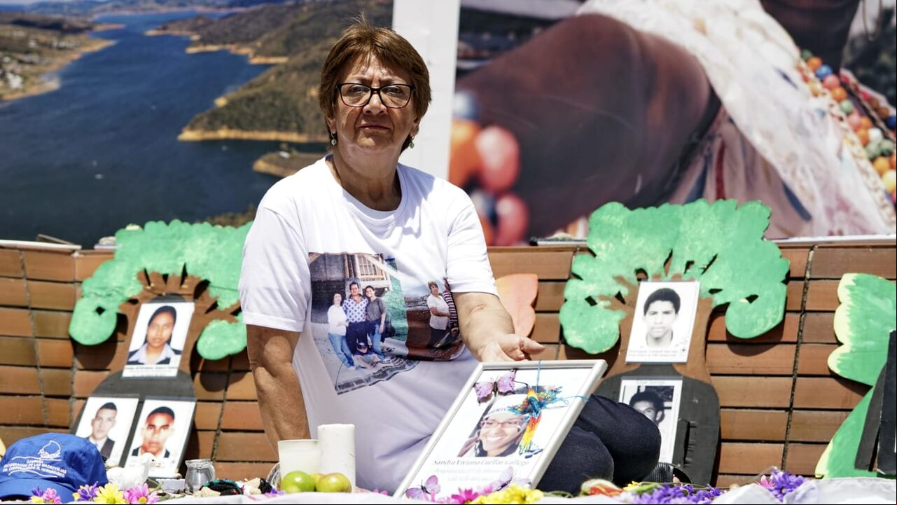 Doña María Elena Gallego, madre de Sandra, continúa en la búsqueda de la ingeniera ambiental. A pesar de los pocos avances en la investigación, confía en que algún día verá a su hija de nuevo.