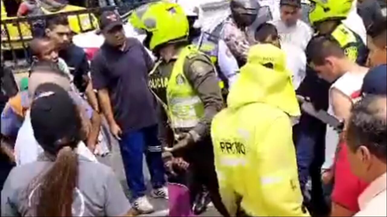 Un presunto fletero resultó muerto tras un intento de hurto a las afueras de la Terminal de Transporte de Cali.