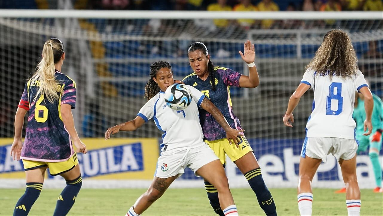 Imagen del partido amistoso de la Selección Colombia Femenina y su similar de Panamá, en la despedida del equipo previo al Mundial.