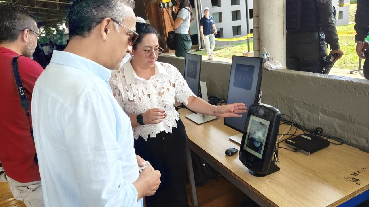 Consulta popular del Área Metropolitana del Suroccidente en el Icesi.