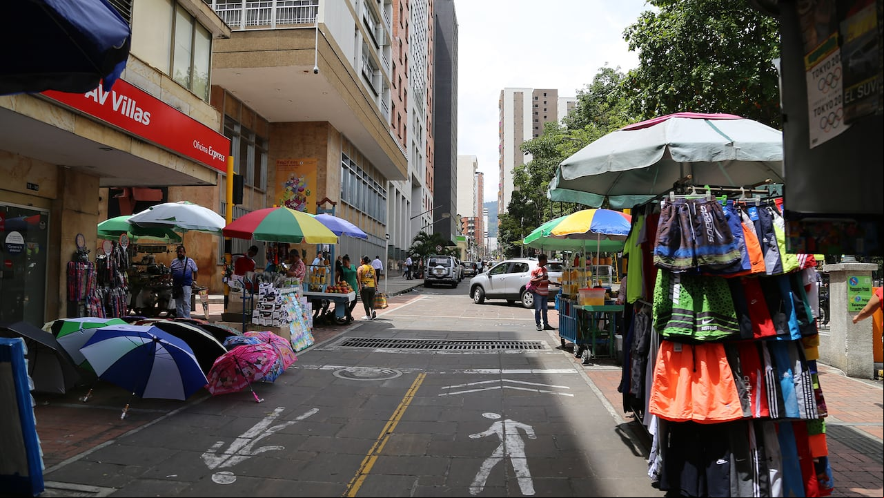 COMERCIO