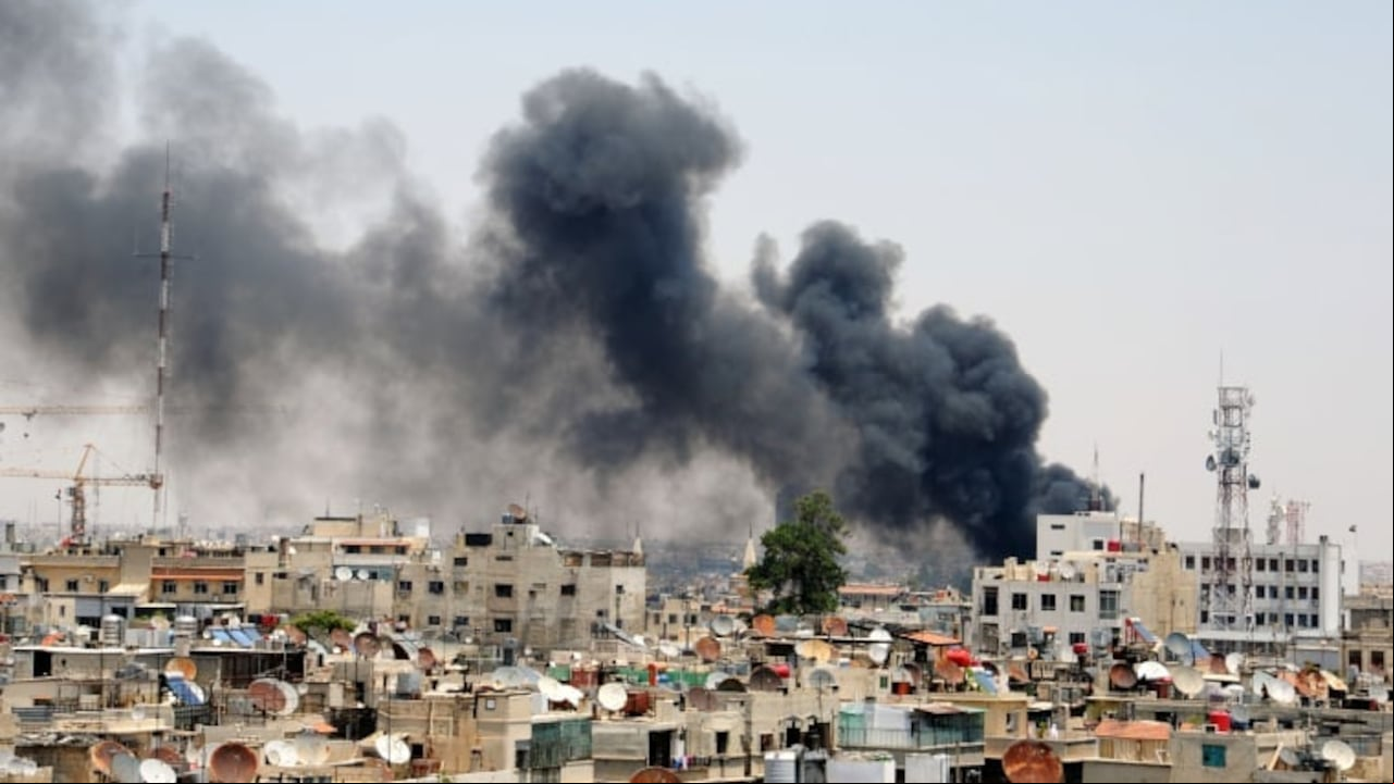 Israel bombardea a Damasco