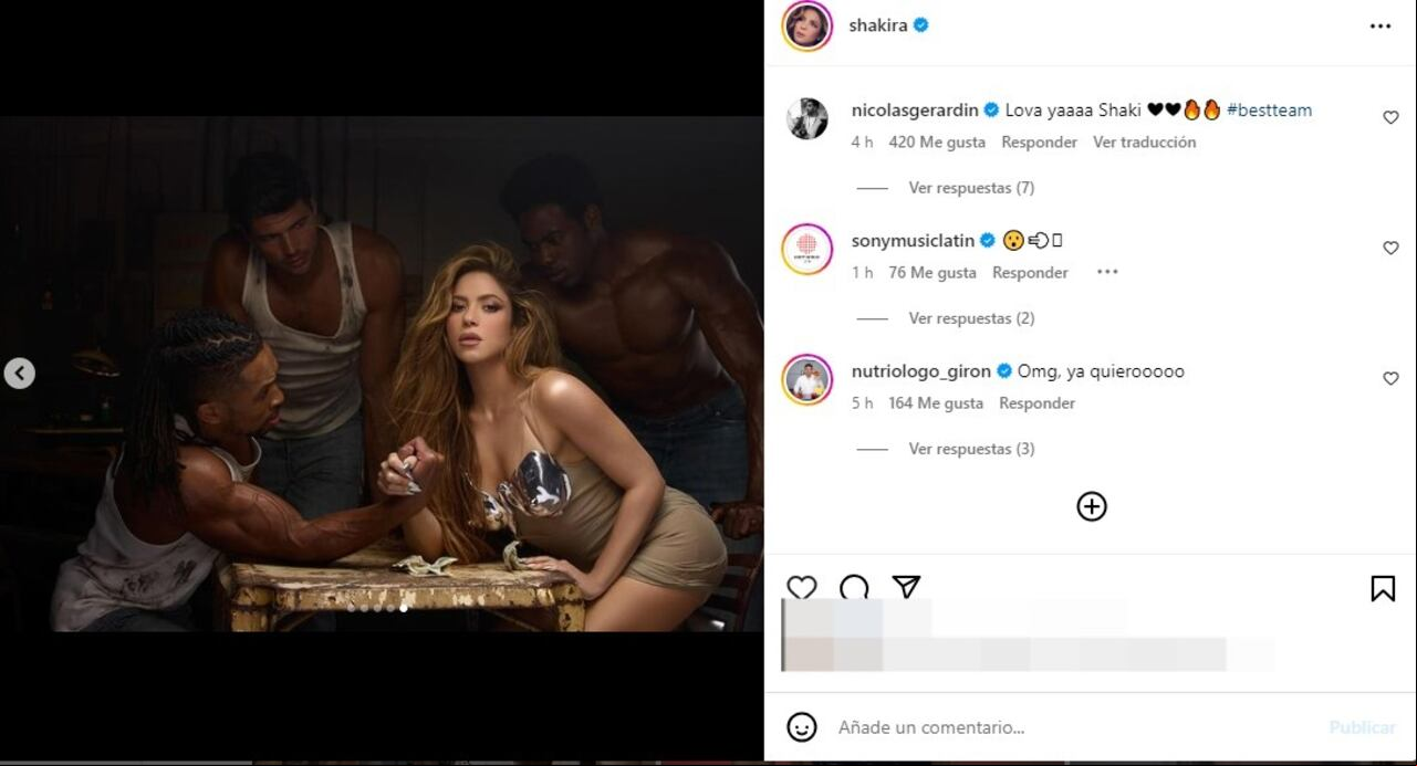 Shakira publicó fotografías de su álbum 'Las mujeres ya no lloran'