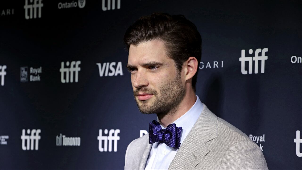David Corenswet asiste al estreno de "Pearl" durante el Festival Internacional de Cine de Toronto.