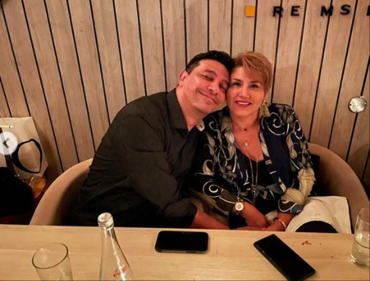 Esposa de Camilo Cifuentes ha sido uno de sus mayores apoyos durante toda su carrera artística.