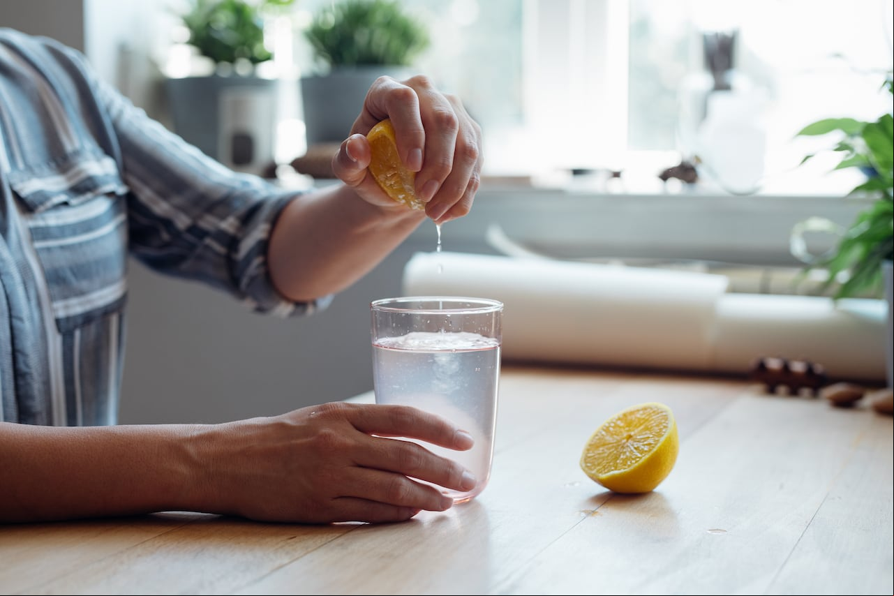 Esta bebida tiene antioxidantes gracias al limón.