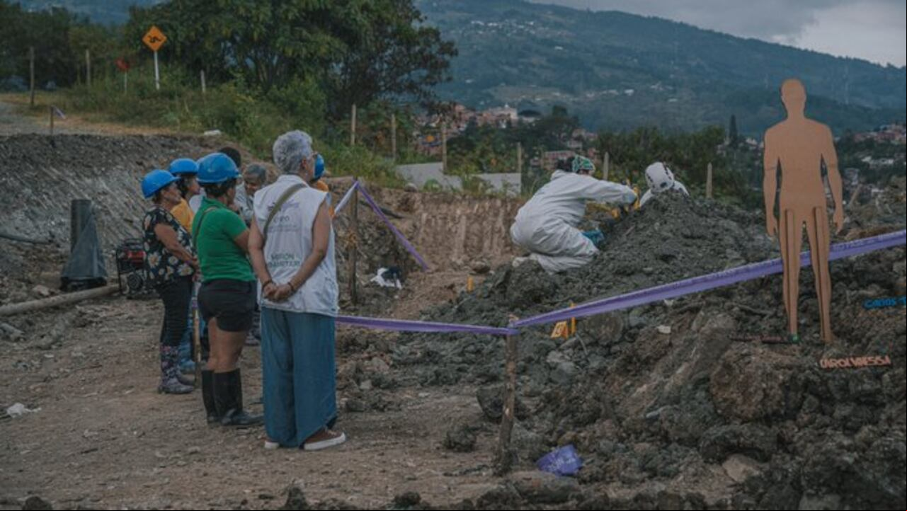 La JEP encontró las primeras estructuras óseas en La Escombrera de la Comuna 13 de Medellín
