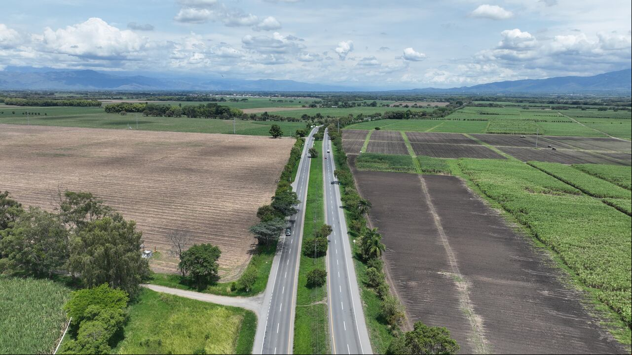 El proyecto contempla la construcción de 15,8 km de nueva vía y la construcción de 12,6 km de nueva segunda calzada.