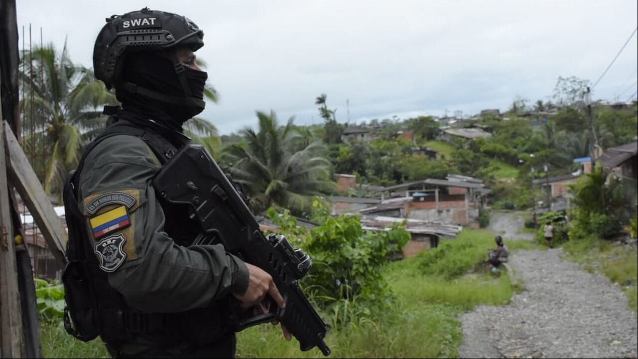 Operativos de Control Grupo GOES en la Comuna 12 de Buenaventura.