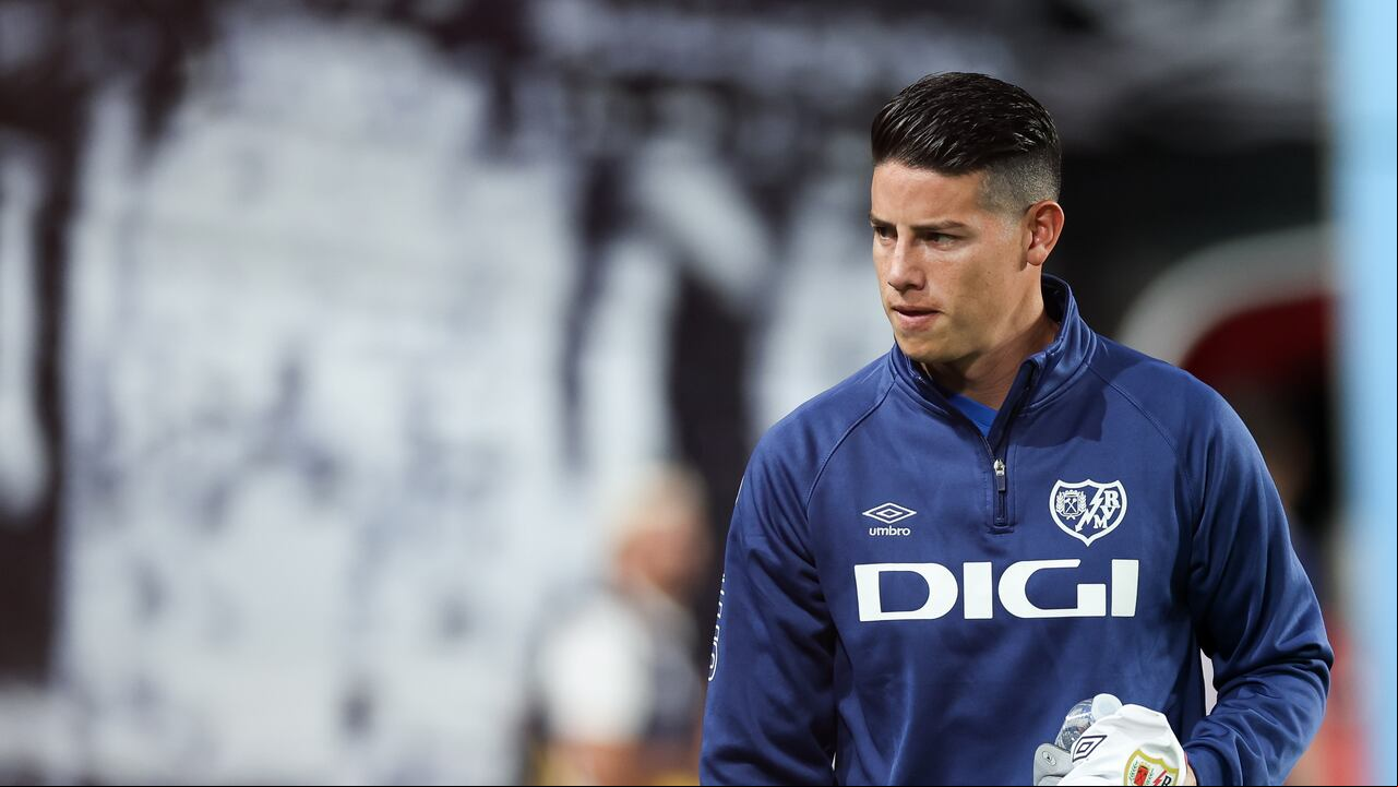 MADRID, SPAIN - SEPTEMBER 22: James Rodriguez of Rayo vallecano looks on prior to the LaLiga match between Rayo Vallecano and Atletico de Madrid at Estadio de Vallecas on September 22, 2024 in Madrid, Spain. (Photo by Flor Tan Jun/Getty Images)