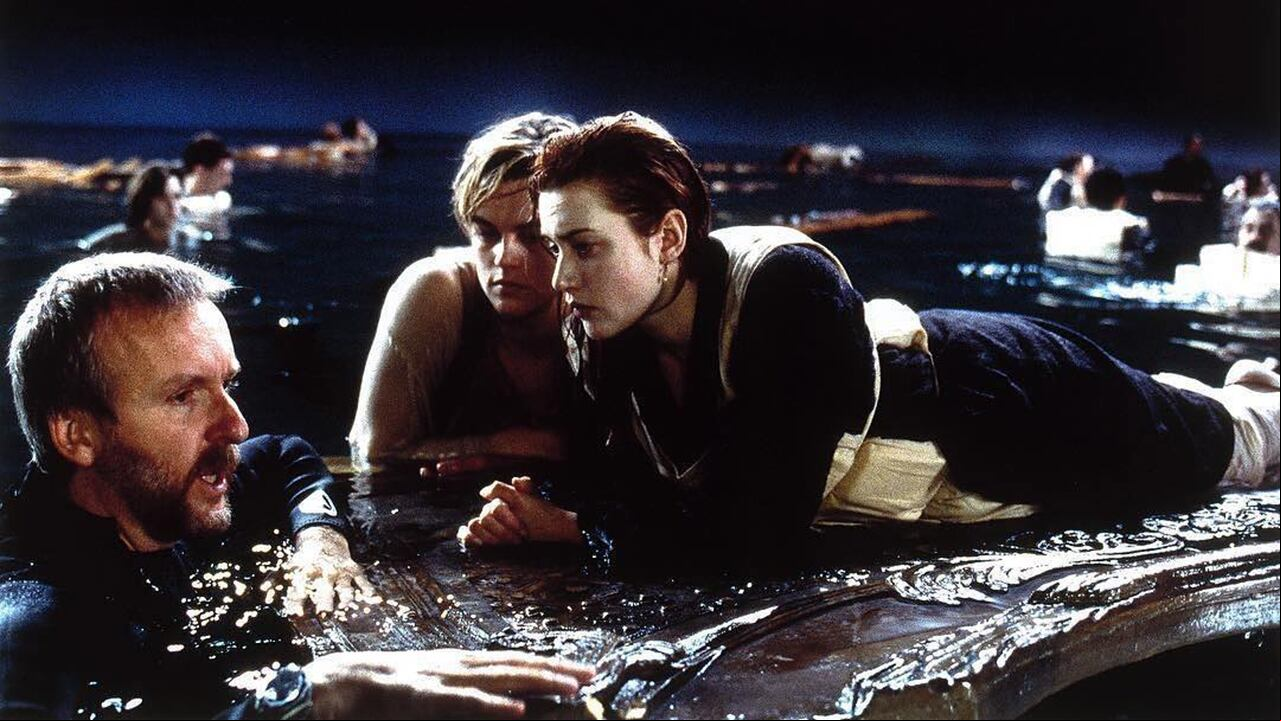 Esta es una de las escena más polémicas de la cinta. Foto: Instagram @titanicmovie.