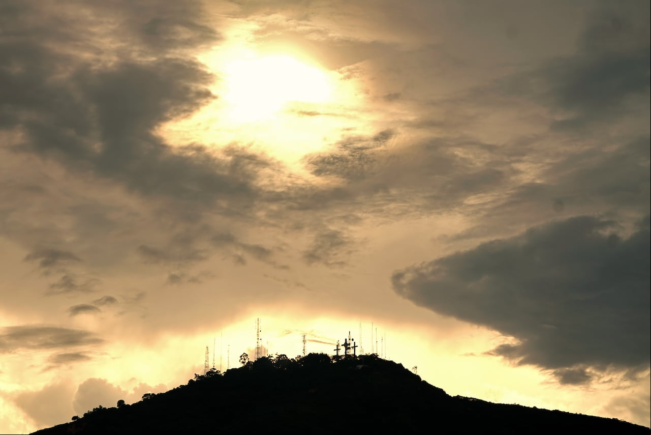 Temporada de calor en Cali. Tiempo seco con altas temperaturas.