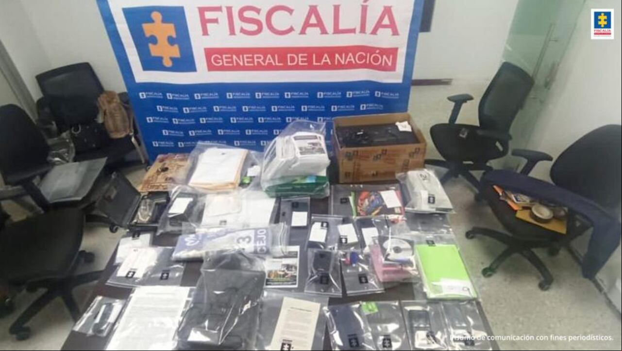 En una diligencia de allanamiento se incautaron distintos elementos probatorios.