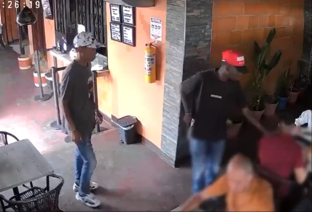 Robo en restaurante de Cali