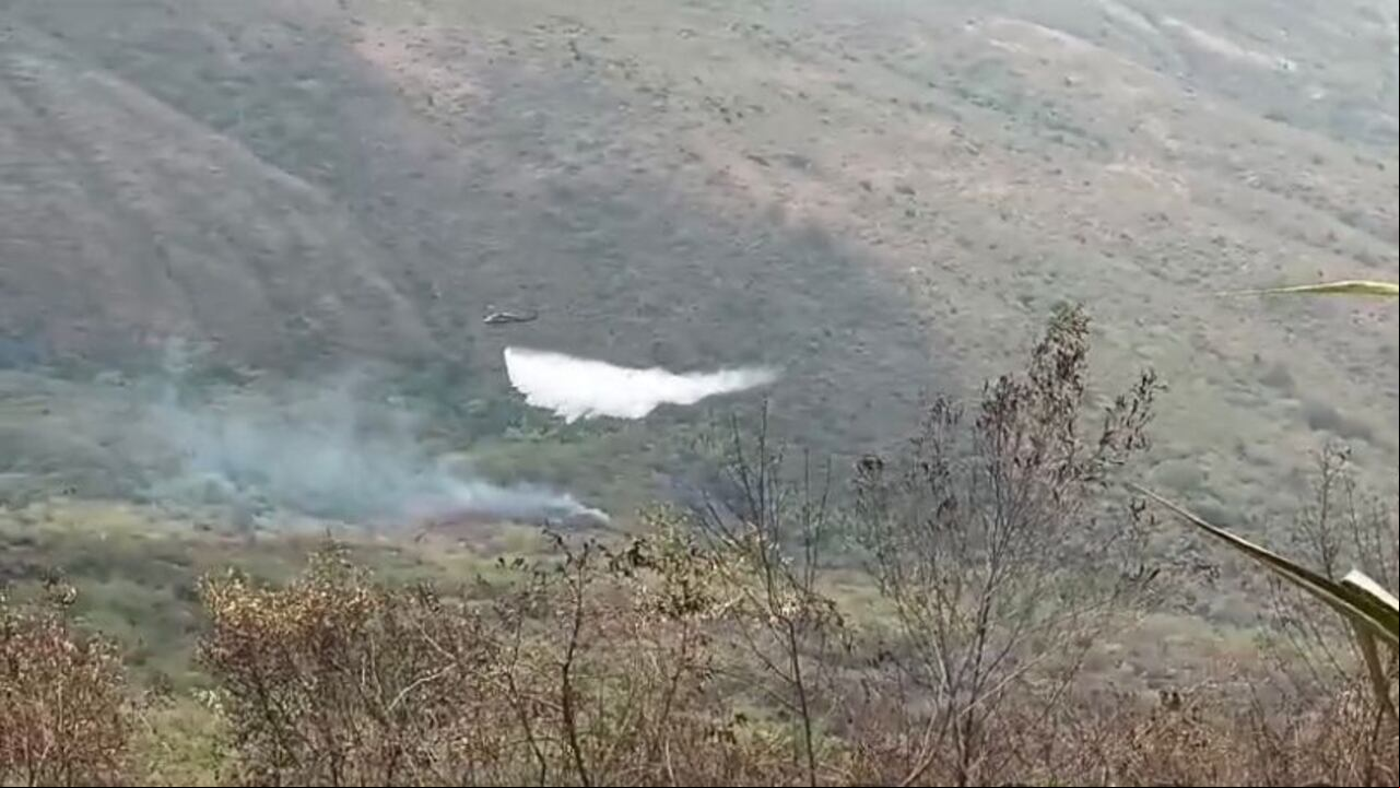 Incendio en zona montañosa de Yumbo fue controlado por los organismos de socorro.
