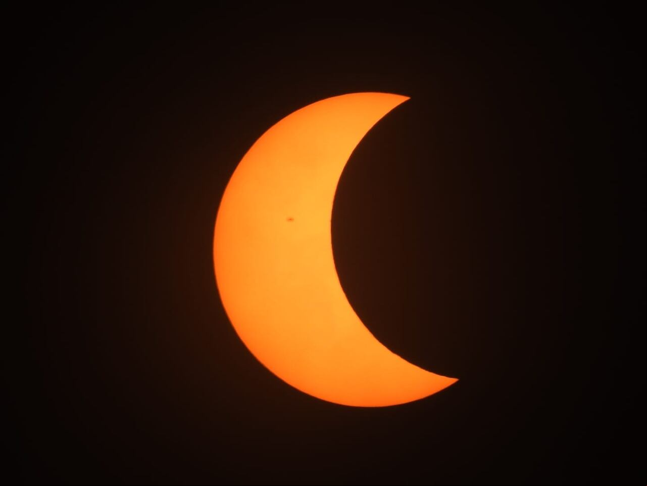 Así se vivió el eclipse solar anular en el desierto de la Tatacoa, en el Huila, Foto Jorge Orozco, El País
