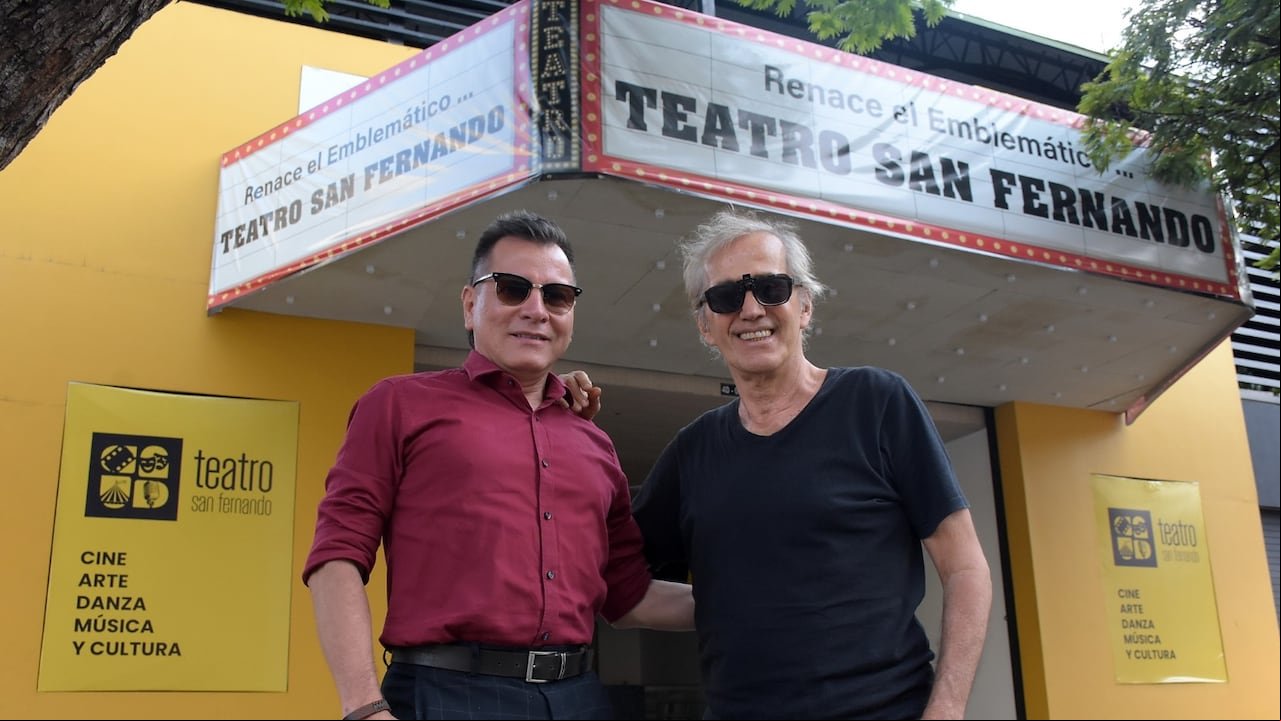 El nuevo teatro San Fernando está ubicado frente al antiguo teatro.