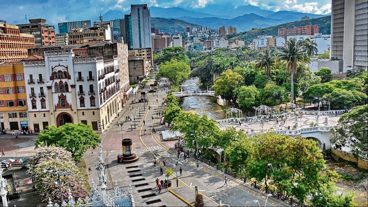 La COP16 es la cumbre de biodiversidad más importante del planeta y Cali es una de las ciudades finalistas para ser sede, al ser la capital del Pacífico, una de las regiones más biodiversas de Colombia. El certamen es una oportunidad para reconciliar la ciudad, trabajar en colectivo.