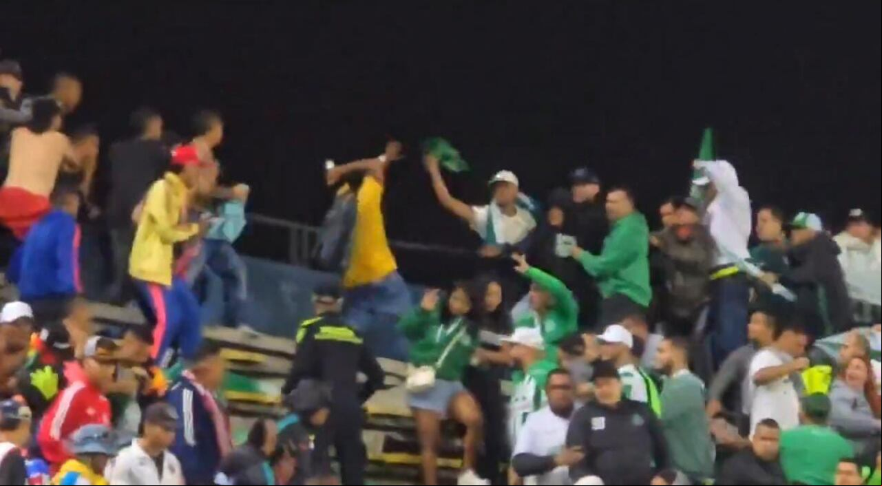 Los hinchas llegaron a agredirse hasta con armas blancas.