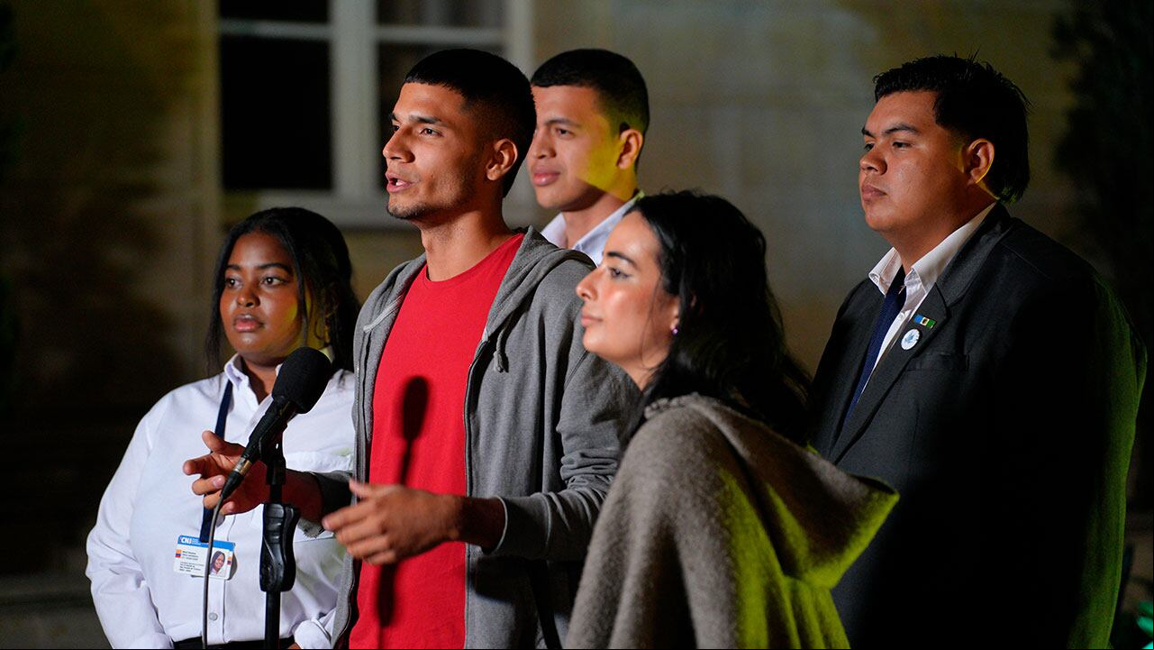 Jóvenes se reunieron con el Gobierno.