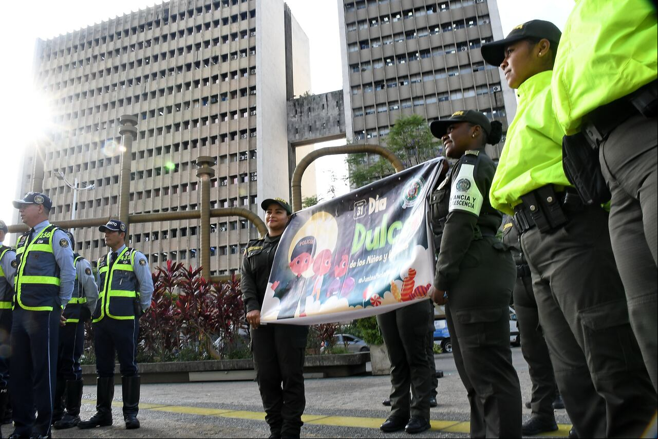 Cali: Lanzamiento de campaña de seguridad para Halloween. foto José L Guzmán. El País
