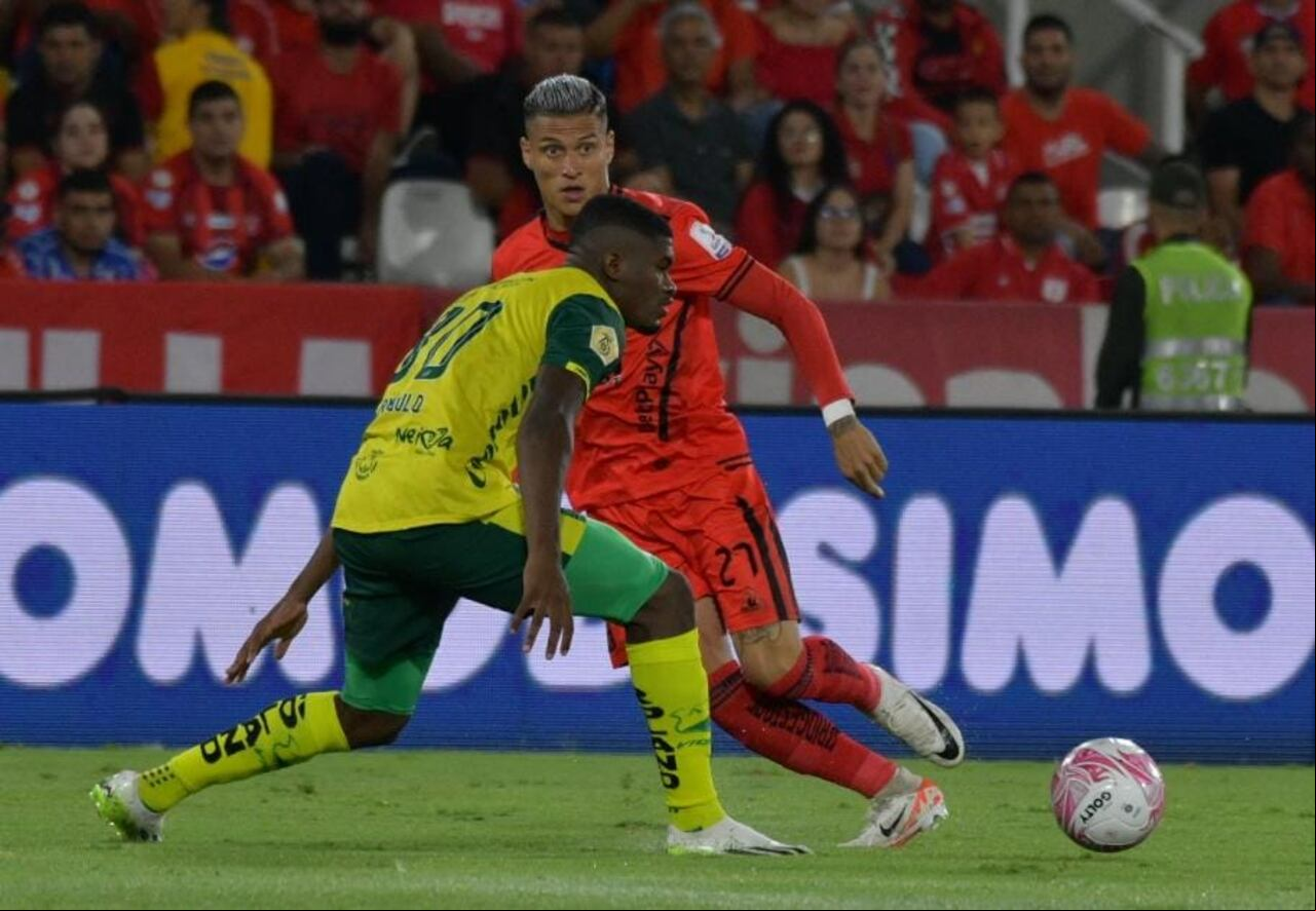 América Atlético Huila en el estadio Pascual Guerrero