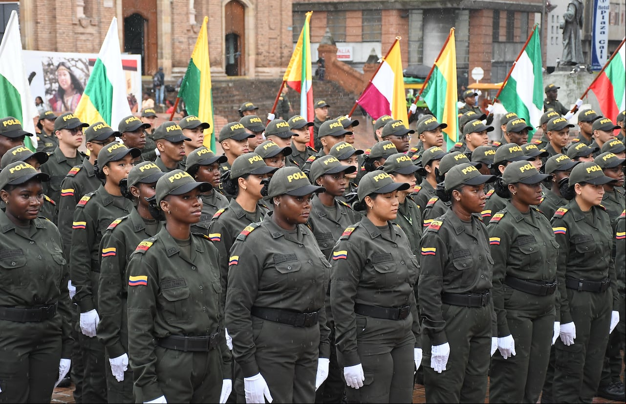 Cali: 203 nuevos jóvenes tomaron juramento como auxiliares de policía y entraron a reforzar la seguridad en diferentes municipios del Valle del Cauca.