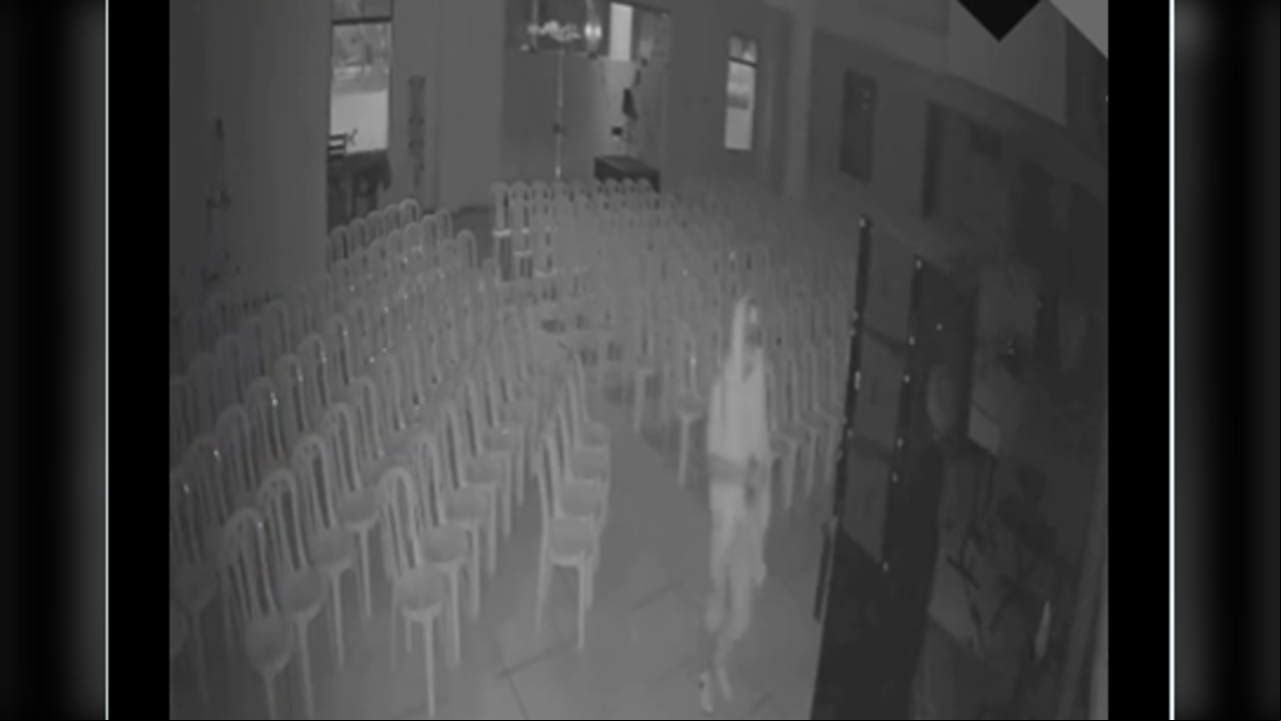 Un sujeto ingresó a la Iglesia del barrio Panamericano al sur de Cali y se adueño de uno de los instrumentos.