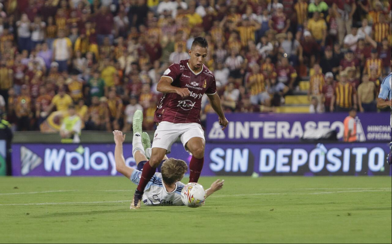 Imagen del partido entre Deportes Tolima y Millonarios por la fecha 4 del primer semestre de la Liga colombiana 2024..