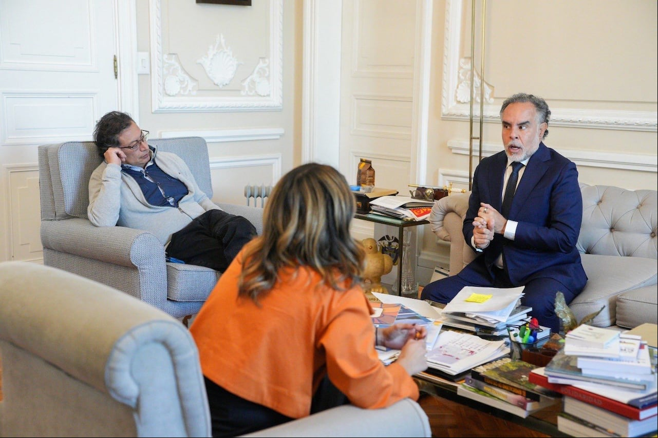 Gustavo Petro, Armando Benedetti y Laura Sarabia.