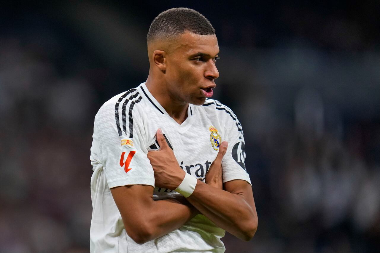 Real Madrid venció al Alavés con goles de Lucas Vázquez, Mbappé y Rodrygo.