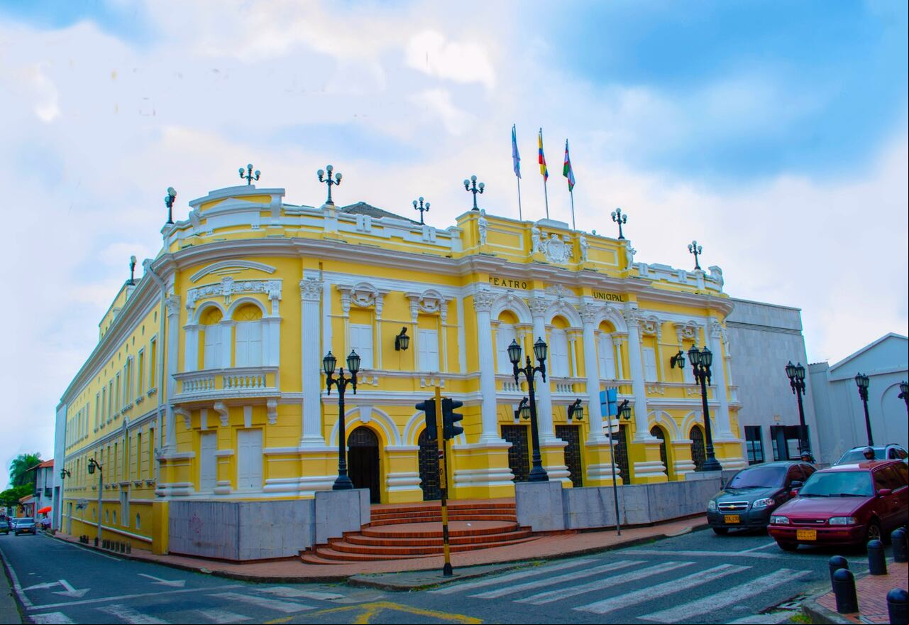 El Teatro Municipal también recibirá una renovación con recursos del empréstito.