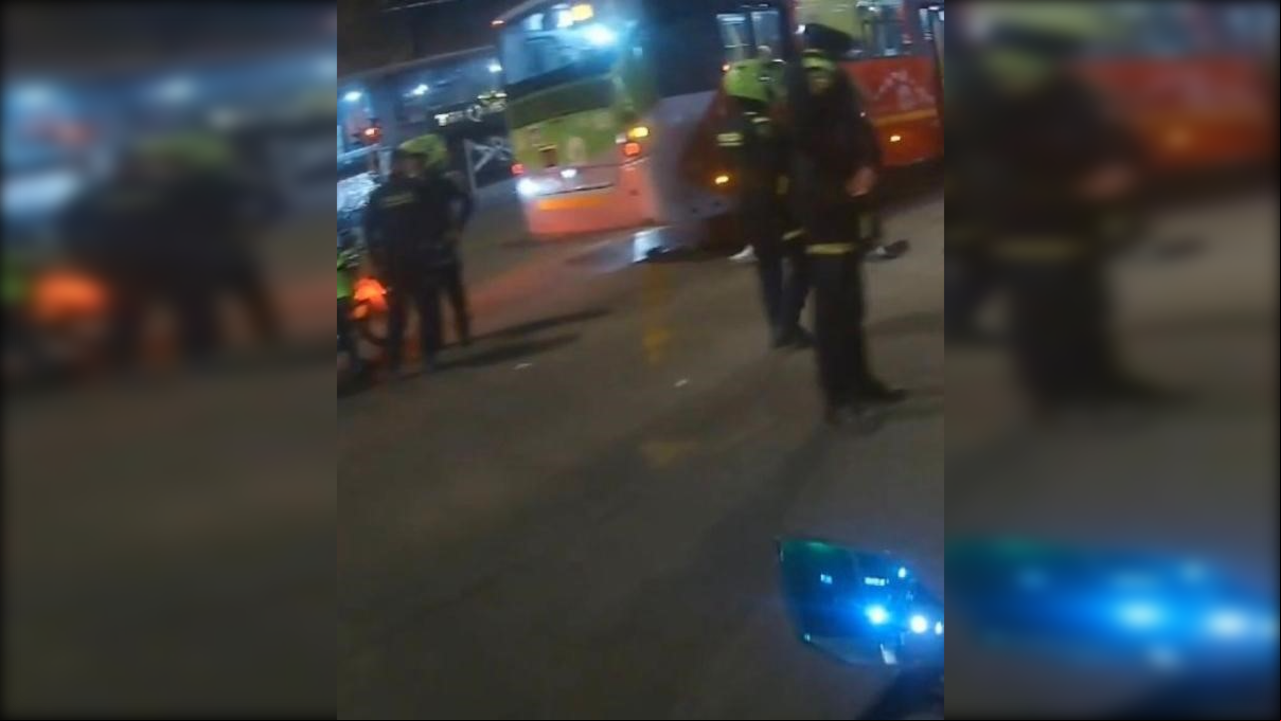 Ciclista murió en accidente con un bus de TransMilenio en Bogotá