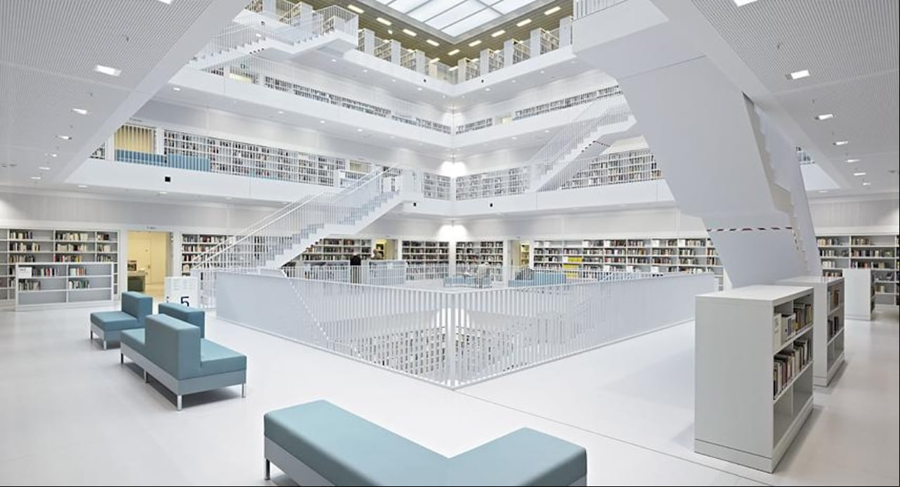 Biblioteca pública de Stuttgart, Alemania