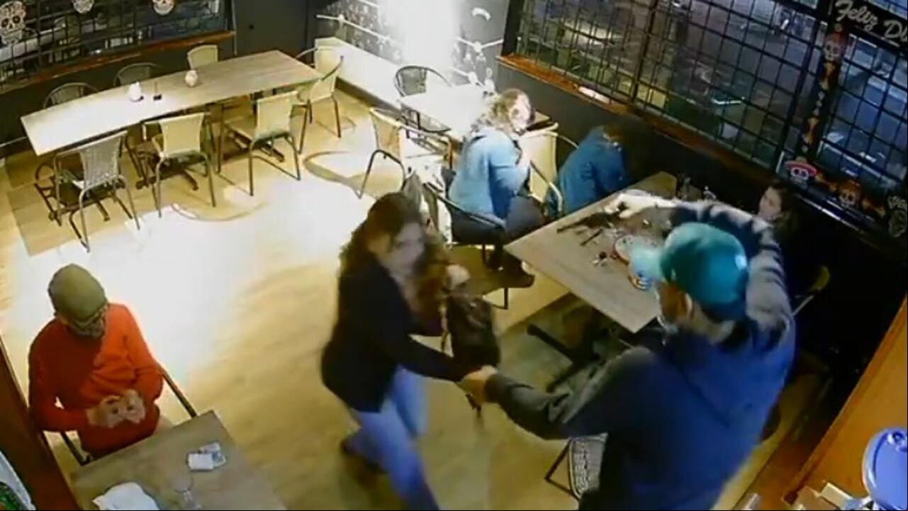 Los hechos se registraron en un restaurante de comida mexicana