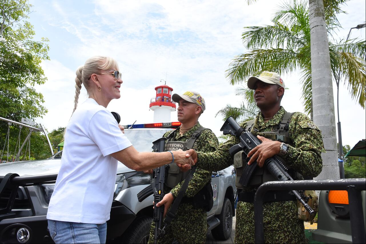 Visita Gobernadora del Valle a Buenaventura