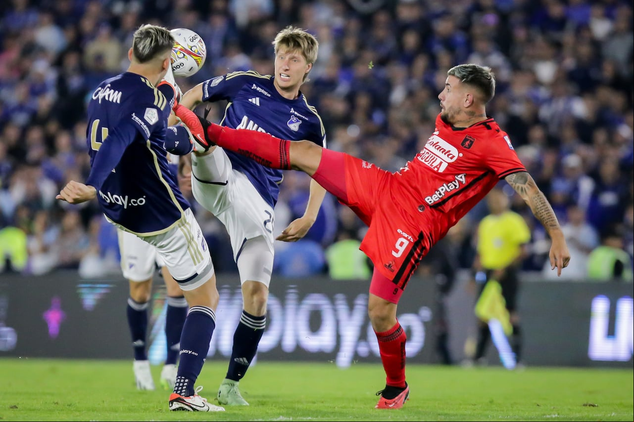 Bogotá. Febrero 07 de 2024. Millonarios FC. enfrenta al América de Cali por partido válido de la fecha 5 de la Liga BetPlay I 2024, en el estadio Nemesio Camacho El Campin. (Colprensa - Mariano Vimos)