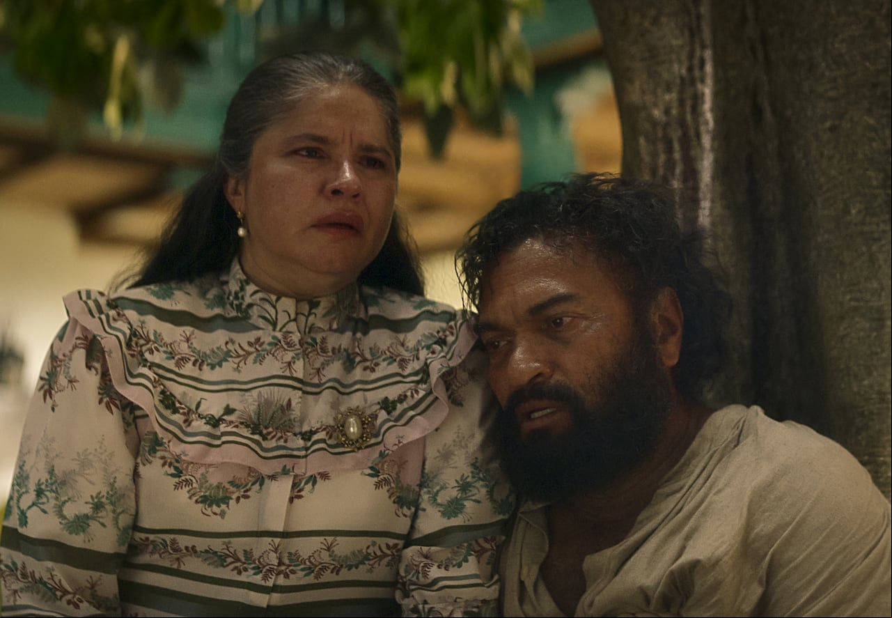 En la serie Marleyda Soto Ríos representará a Úrsula Iguarán y Diego Vásquez a José Arcadio Buendía.