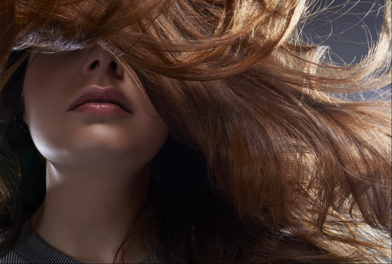 Algunas vitaminas ayudan al crecimiento del cabello.