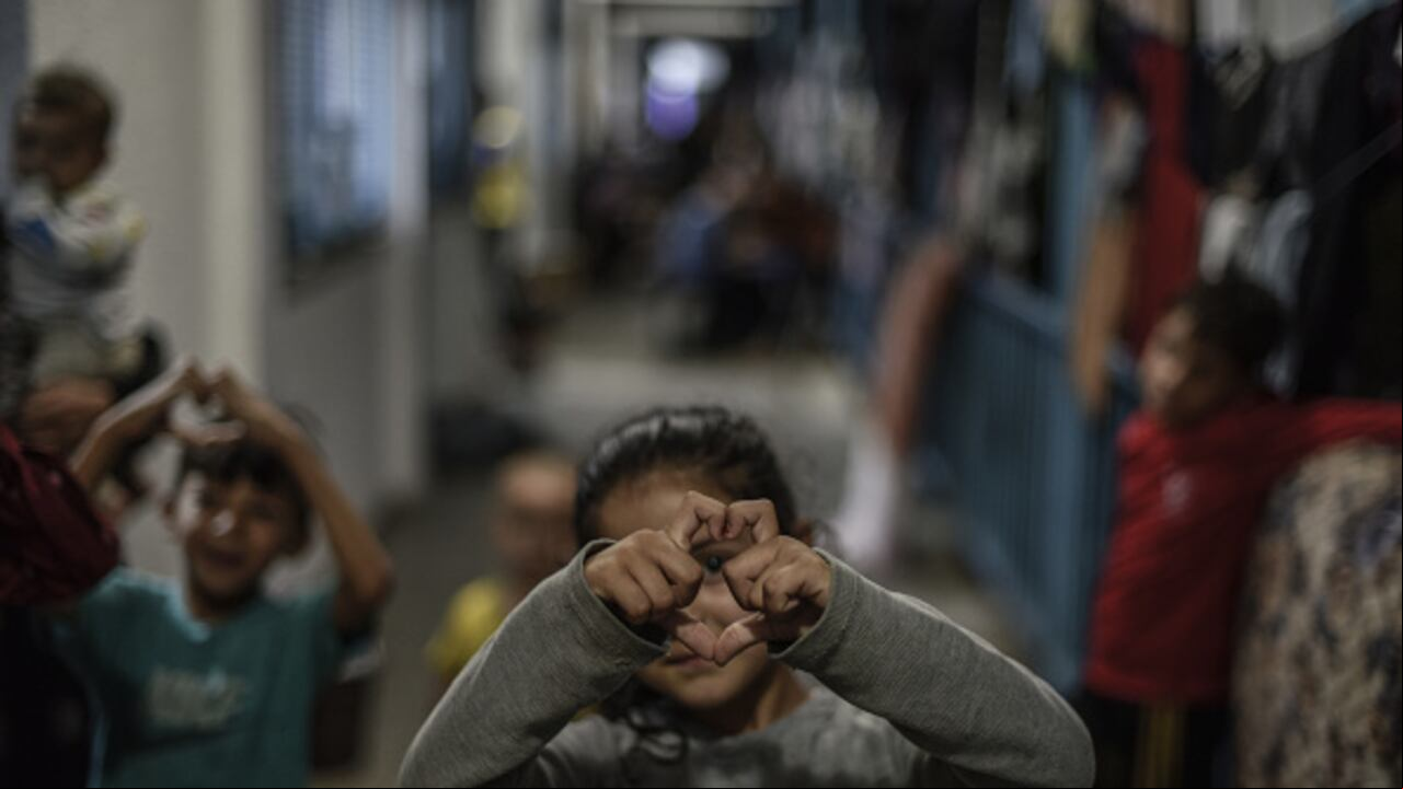 . "Incluso las guerras tienen reglas. Se debe proteger a los civiles, en particular a los niños, y se deben hacer todos los esfuerzos posibles para protegerlos en todas las circunstancias", manifestó.