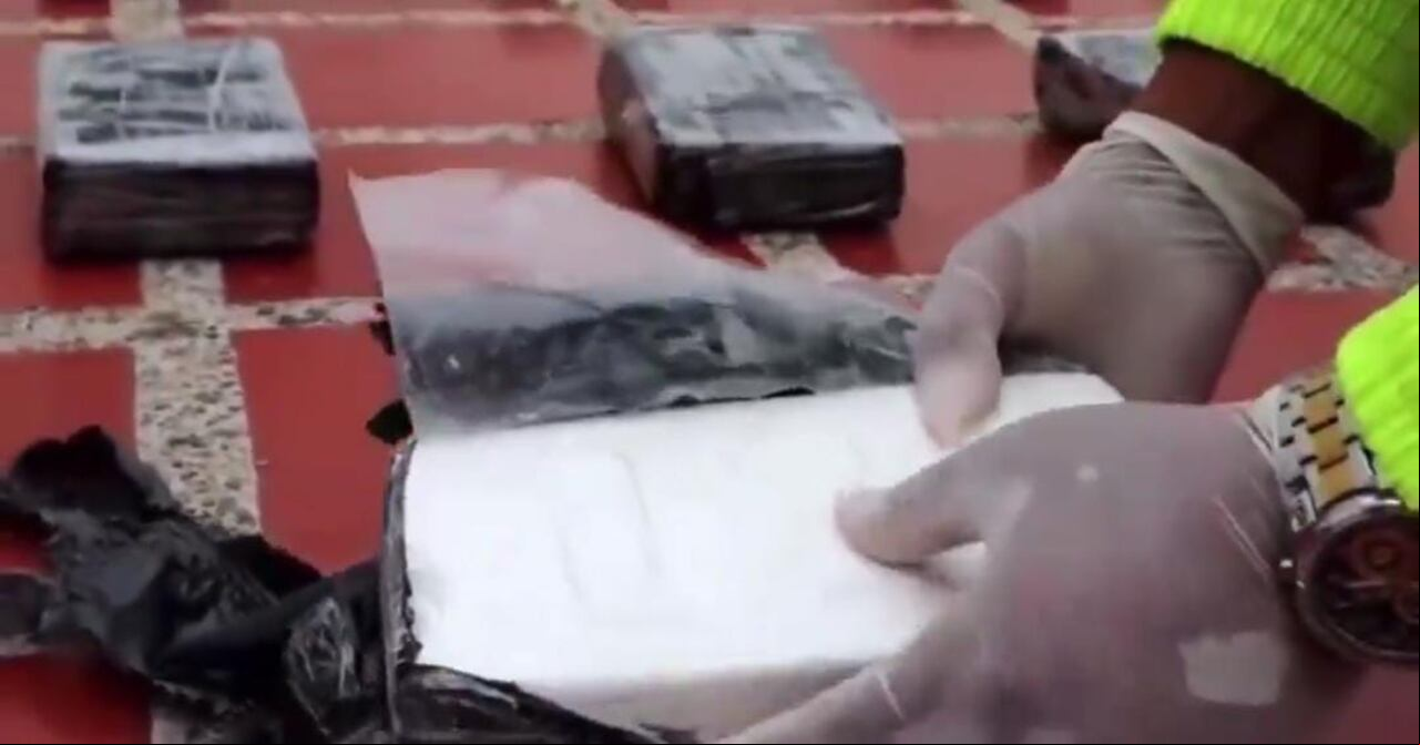 Entre los estupefacientes había más de 300 kilos de cocaína.