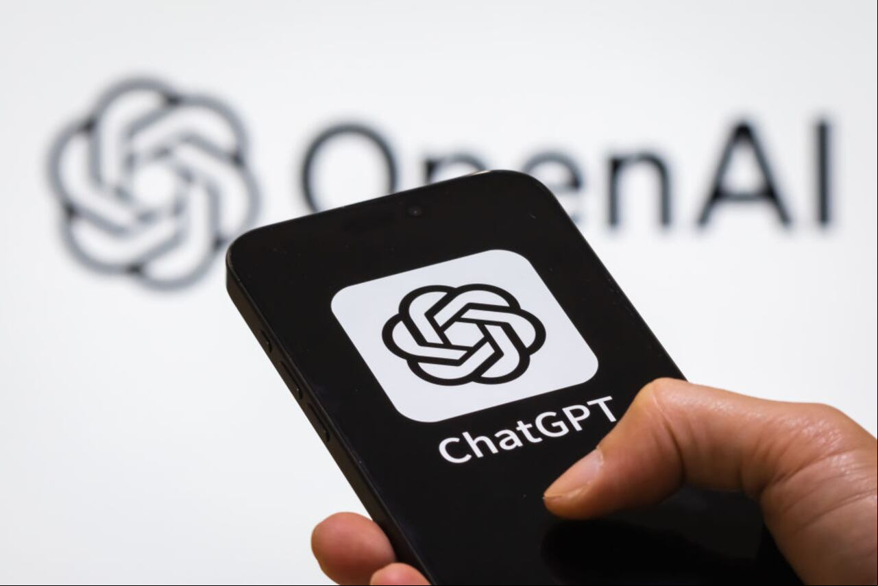 La herramienta de búsqueda de ChatGPT es ahora gratuita y accesible para todos.