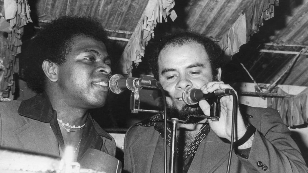 Murió Wilson Manyoma en Cali, cantante de “El Preso” y leyenda de la salsa; esto se sabe
La noticia se confirmó en la mañana de este jueves, 20 de febrero. Óscar Jaime Cardozo Estrada, fundador del Museo Planeta Salsa, reveló en diálogo con El País que ‘Saoko’ tuvo percances en su salud.