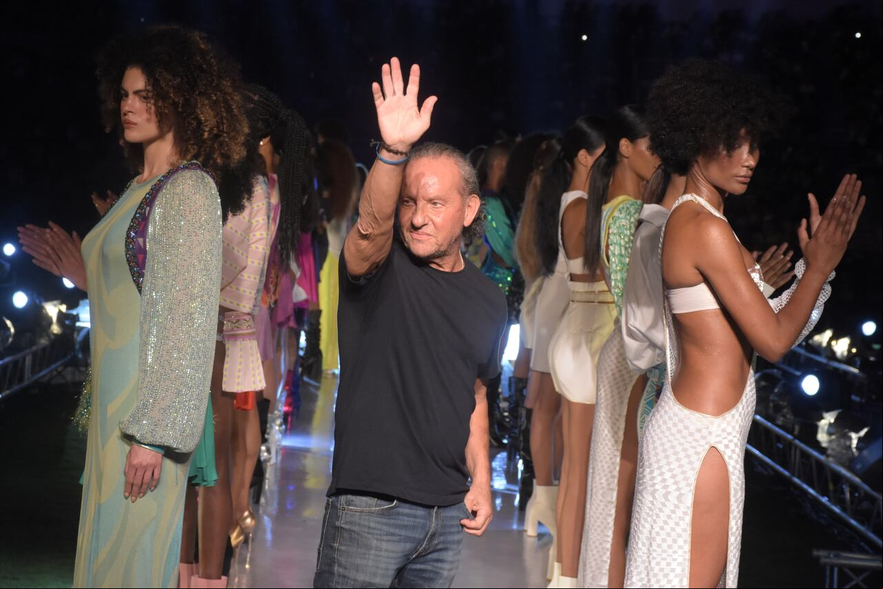 Cali Distrito moda desfile del español Custo Barcelona