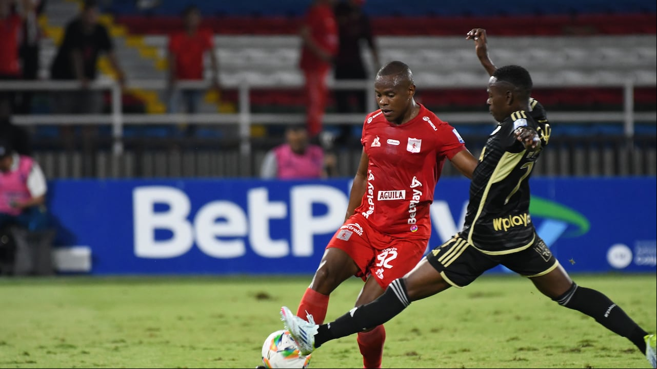 Imagen del partido entre América de Cali y Millonarios por la fecha 14 del primer semestre de la Liga colombiana 2025.