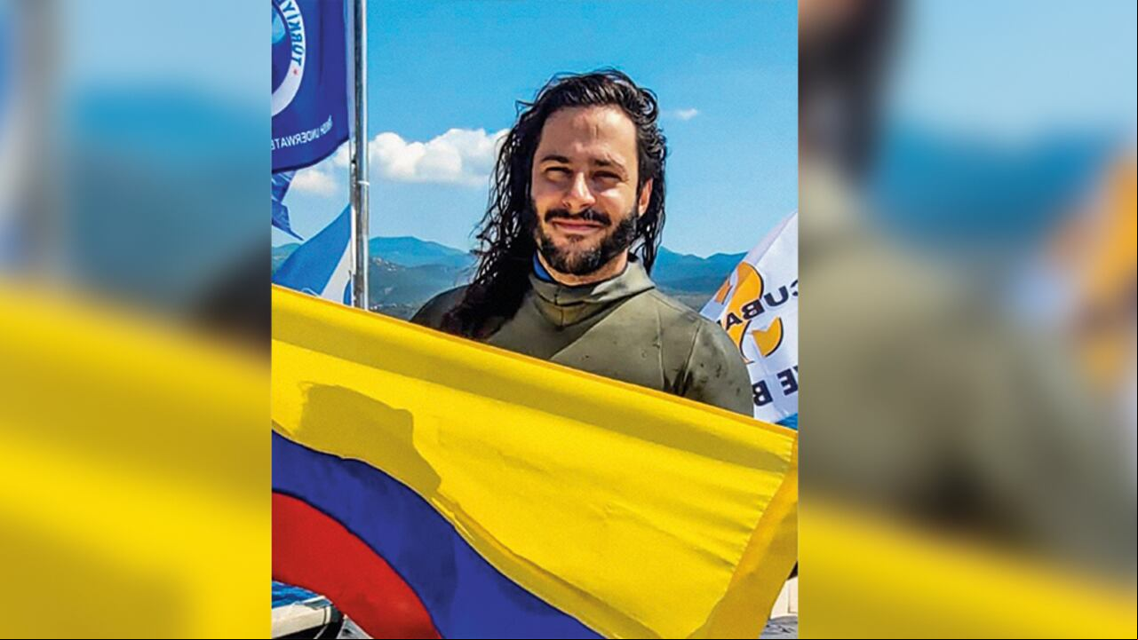 Cristian Castaño pertenece a la selección Colombia de apnea, que participará en los dos mundiales que se harán en Honduras (19 de agosto) y Chipre (19 de septiembre).