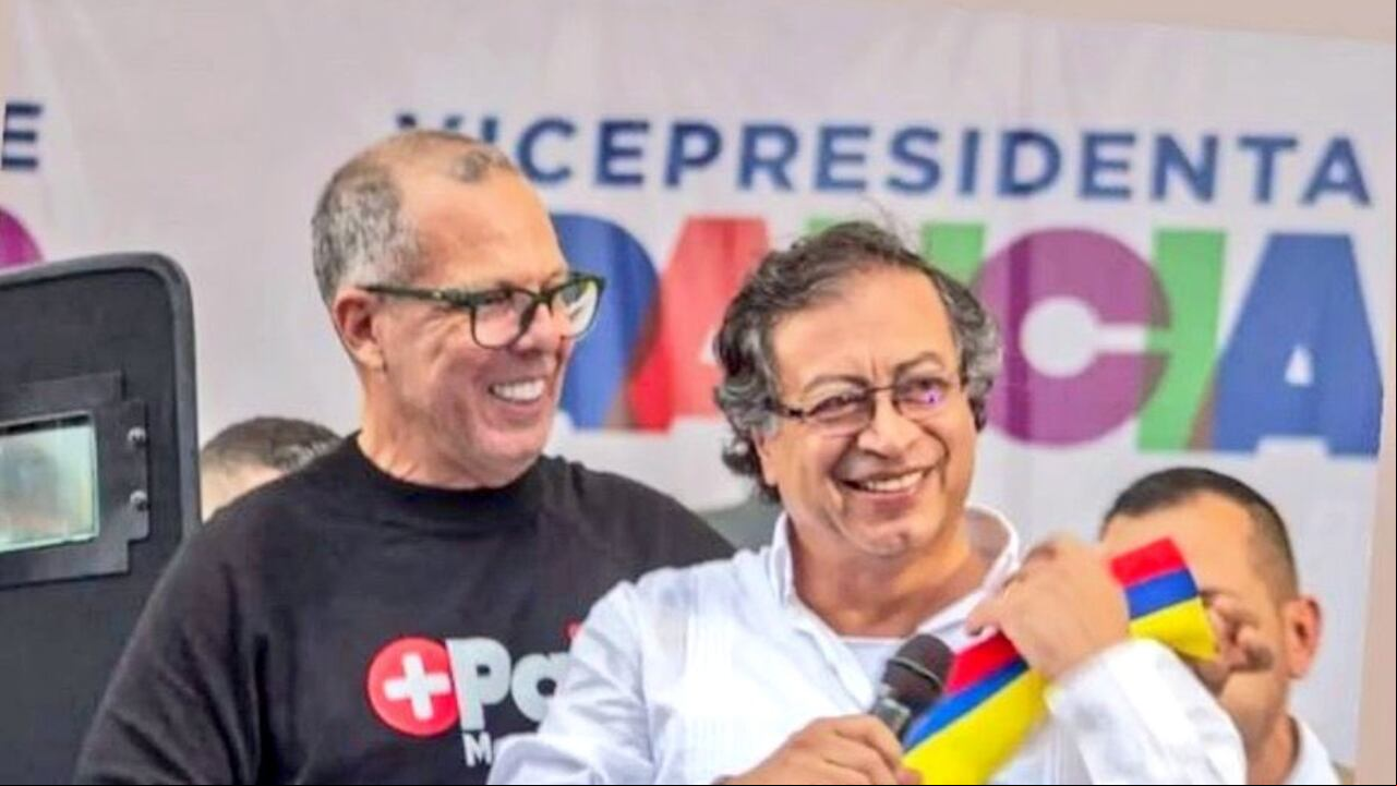 Saade salió en defensa del Gobierno Petro y el tema de las chuzadas del que se le acusa. Imagen: Twitter.